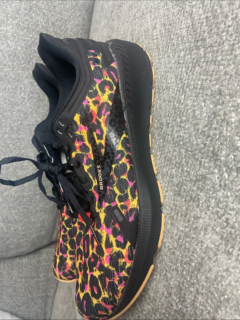Brooks bold leopard